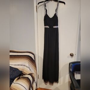 Elegant Black Evening Dress